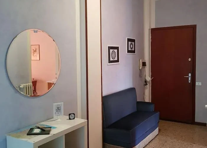 Casa Elisa Ottima Posizione E Parcheggio Gratuito Διαμέρισμα *